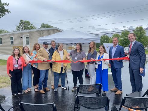 Woodbury Cooperative Ribbon-Cutting